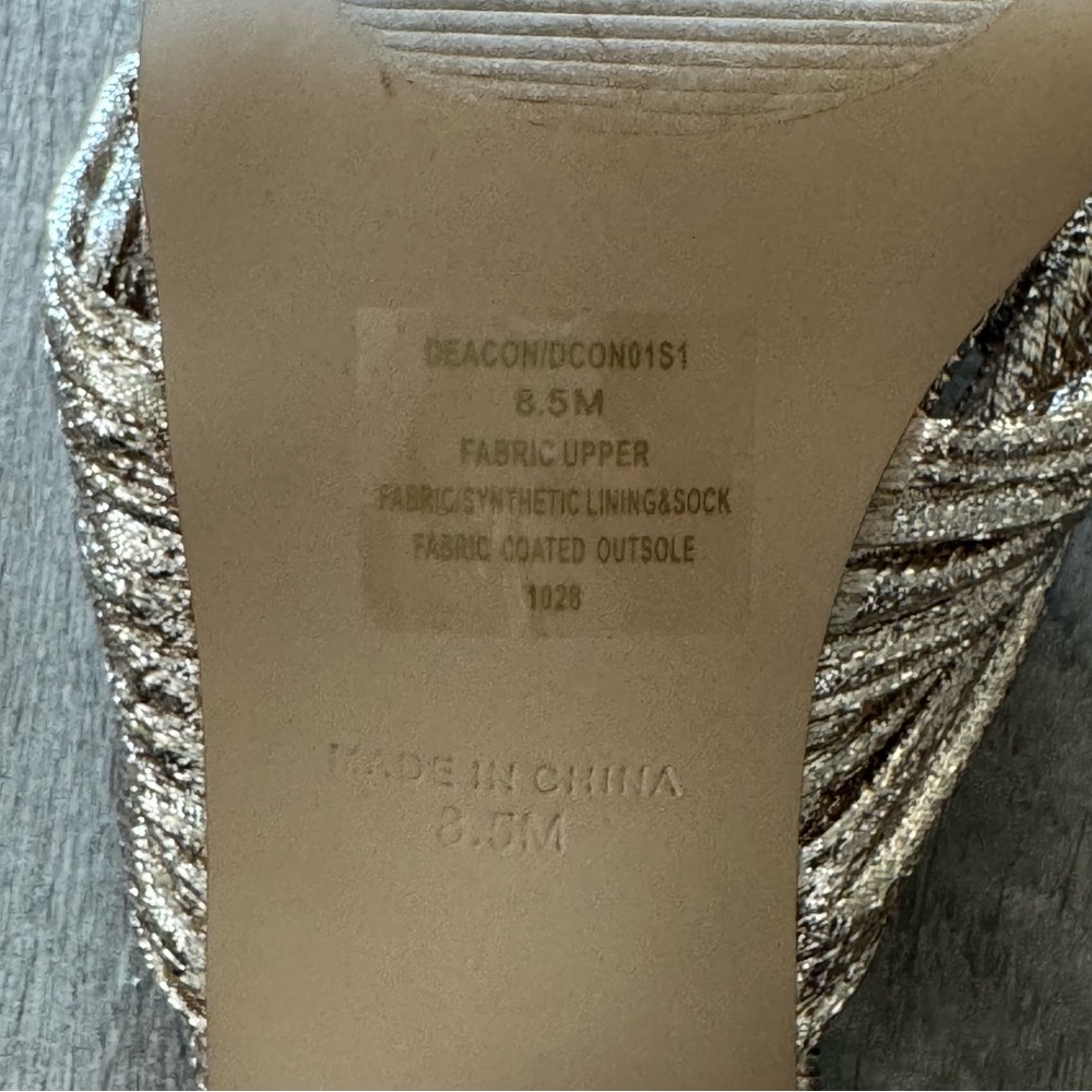 Steve Madden Deacon Knot Block Heel Slide Sandals in Metallic Gold - Picture 8 of 9